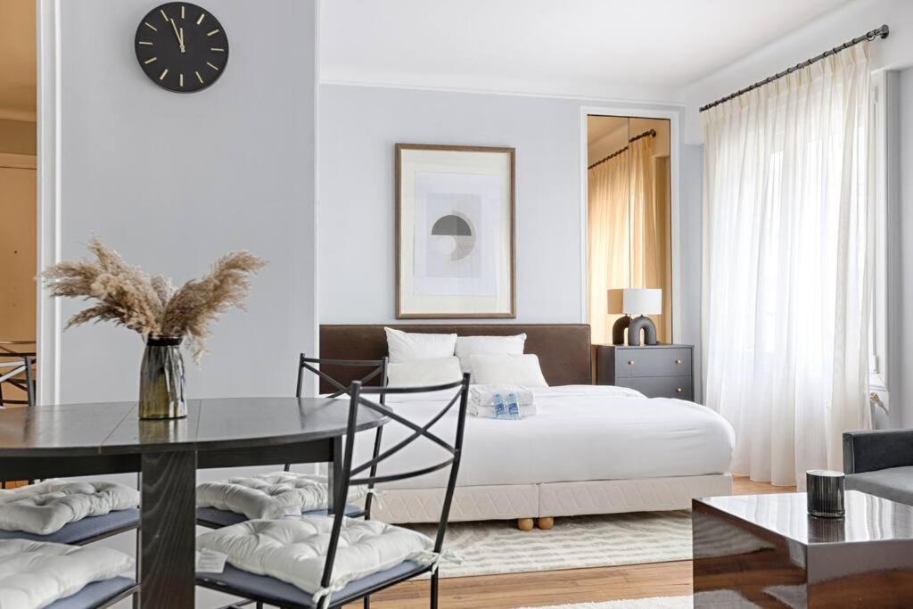 Matignon Saint-honore : Magnifique 1br Appartement